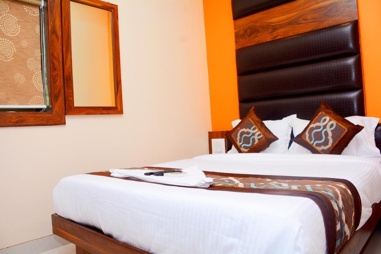 Hotel Nest N Rest - มุมไบ ภายนอก รูปภาพ