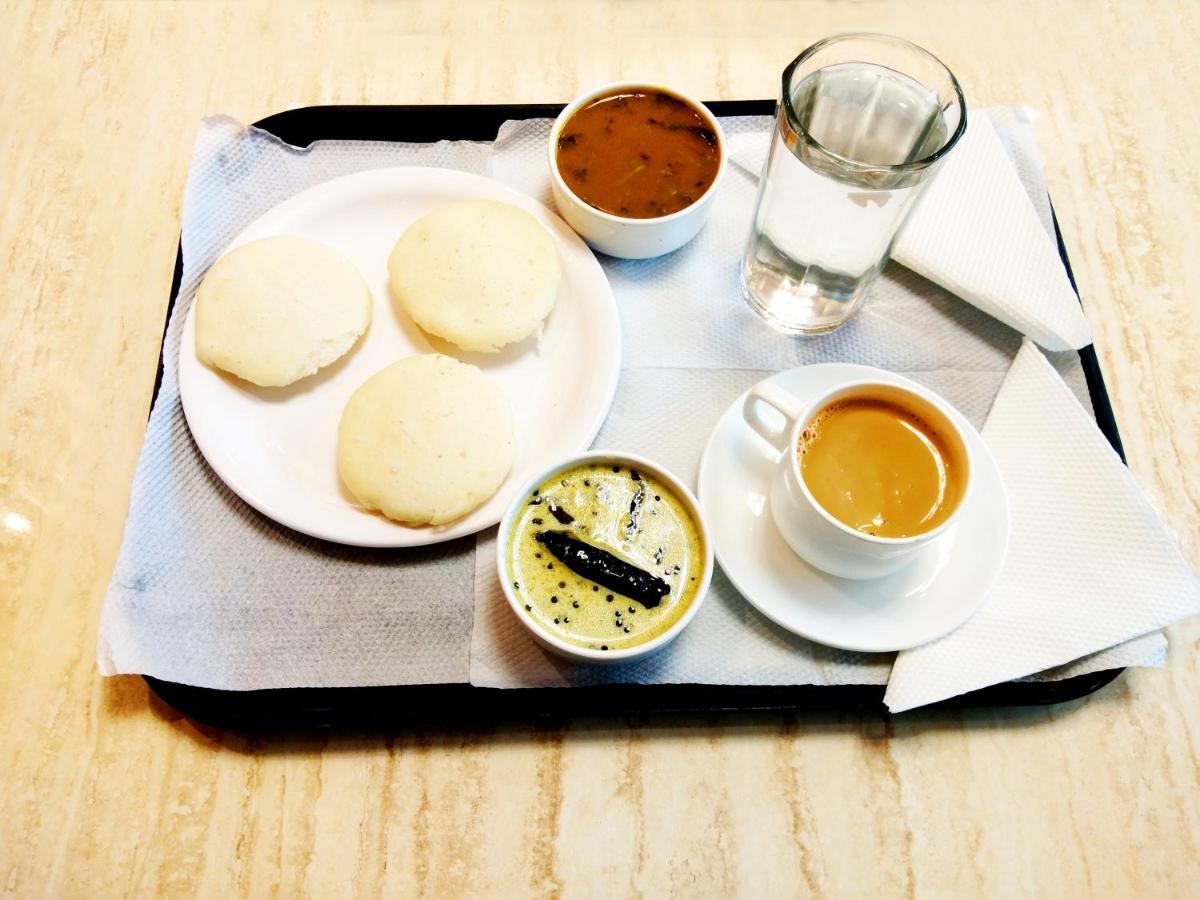 Hotel Nest N Rest - มุมไบ ภายนอก รูปภาพ